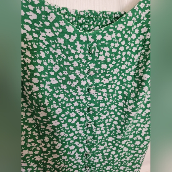 BANANA REPUBLIC green floral top NWT - Picture 2 of 9